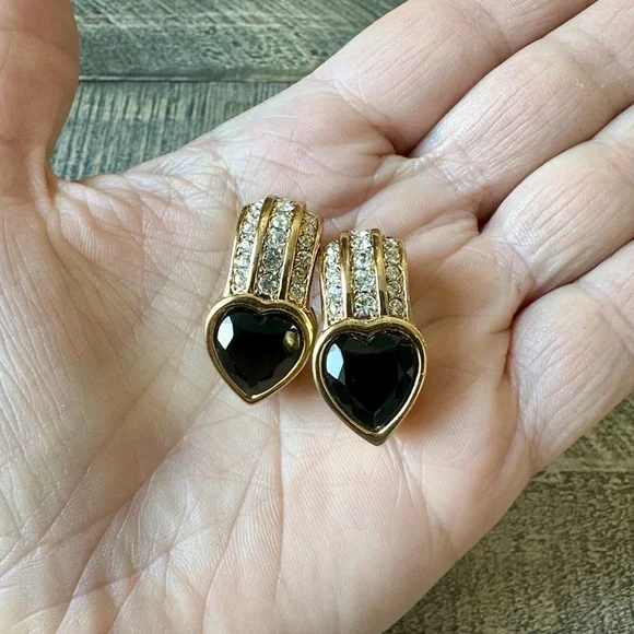 Vintage Nina Ricci Crystal & Heart Earrings - Picture 7 of 7